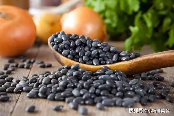 做法|常吃黑豆，身體可獲得4大好處！內附營養食譜，養生的人不要錯過