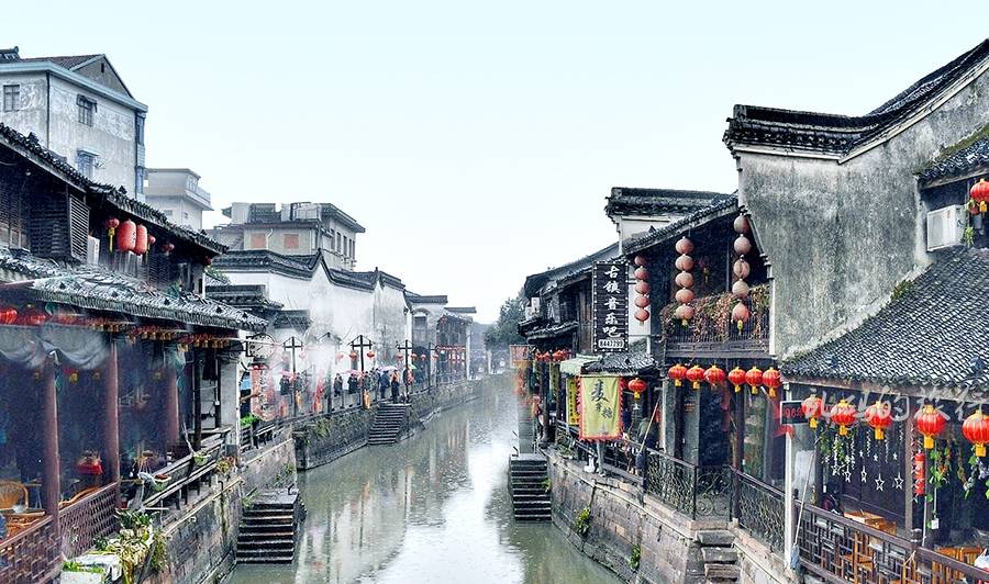 浙江这座古镇风光堪比乌镇 有千年古运河 被誉为“百年小上海”！