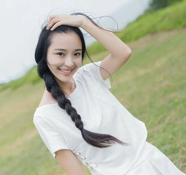 校花女神系 88a7771cd0474a498633ae8f7334a480.jpeg