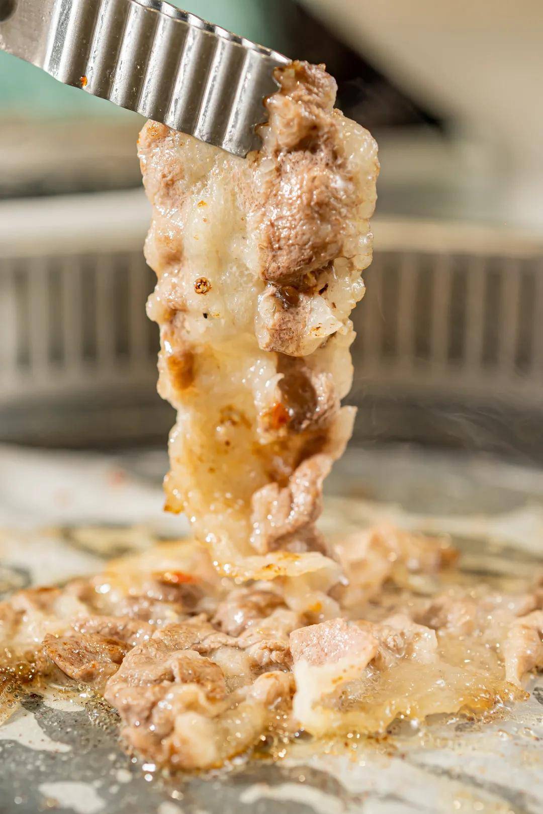 茶桶|从长沙飞来的18岁小鲜肉，只为陪我吃烤肉？