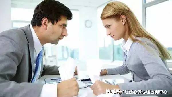 怎么样才可以做心理咨询 1b3d6d9207fa43d0a383ccb237d6e295.jpeg