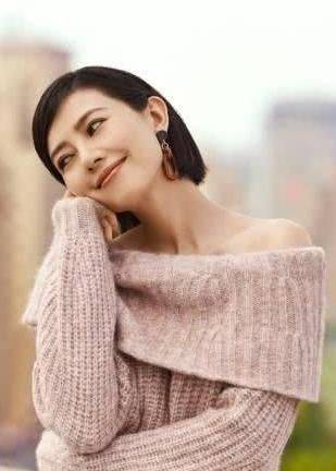 发型被高圆圆新剧发型圈粉，“一刀切短发”减龄显脸小，气质也太好了