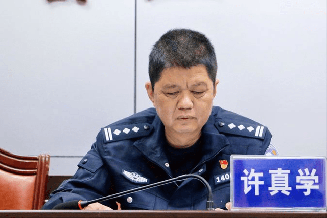 儋州公安交警七个强化吹响春运集结号