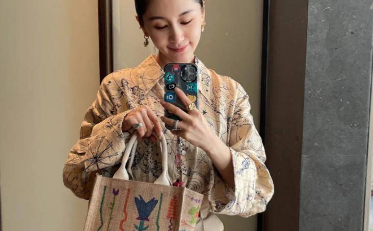 小勺|王子文分享恋爱细节，透露吴永恩会给她做饭，还会留纸条写信好甜