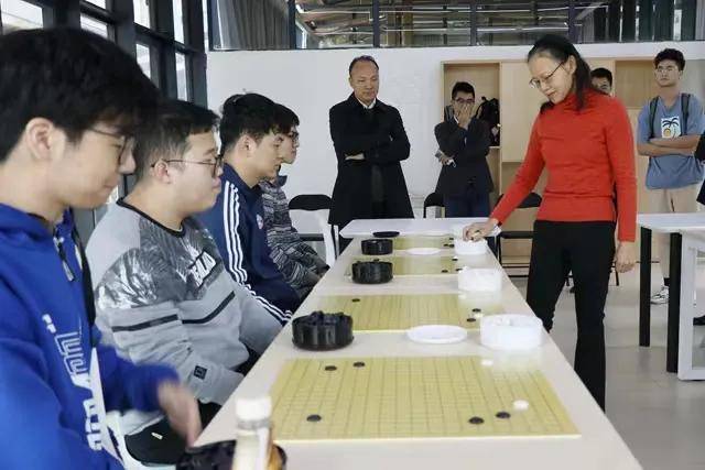 围棋大师孔祥明受聘深圳北理莫斯科大学客座教授_运动_棋类_体育