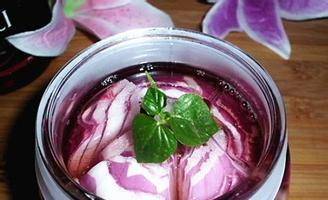 暖胃|葡萄酒泡洋葱功效强大，经常食用补气养血，美容抗老，暖胃促消化