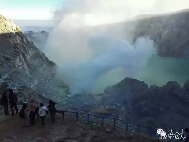 地方|汤加火山喷发，站在活火山面前是什么体验？