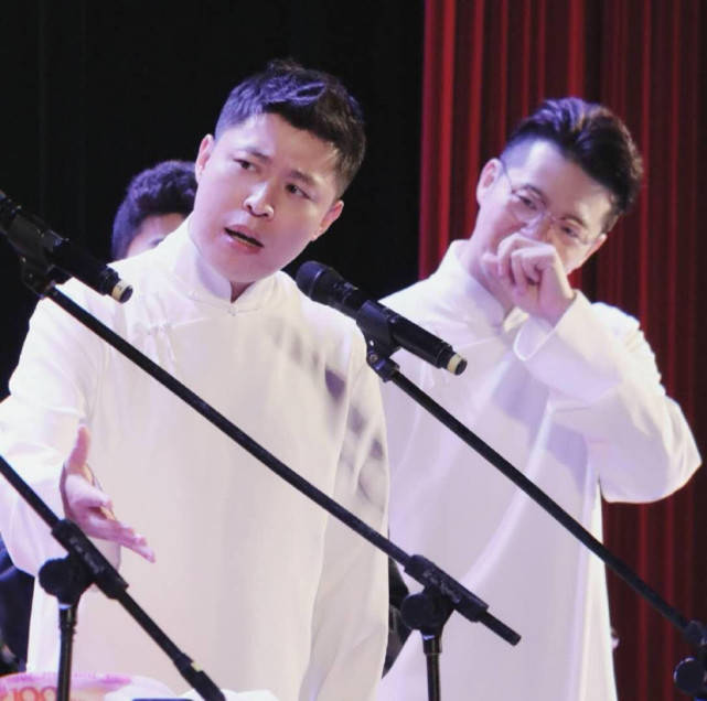 李云杰|曹云金大闹郭德纲生日宴,骂遍众师弟,唯独看到李鹤东秒怂!怕啥?