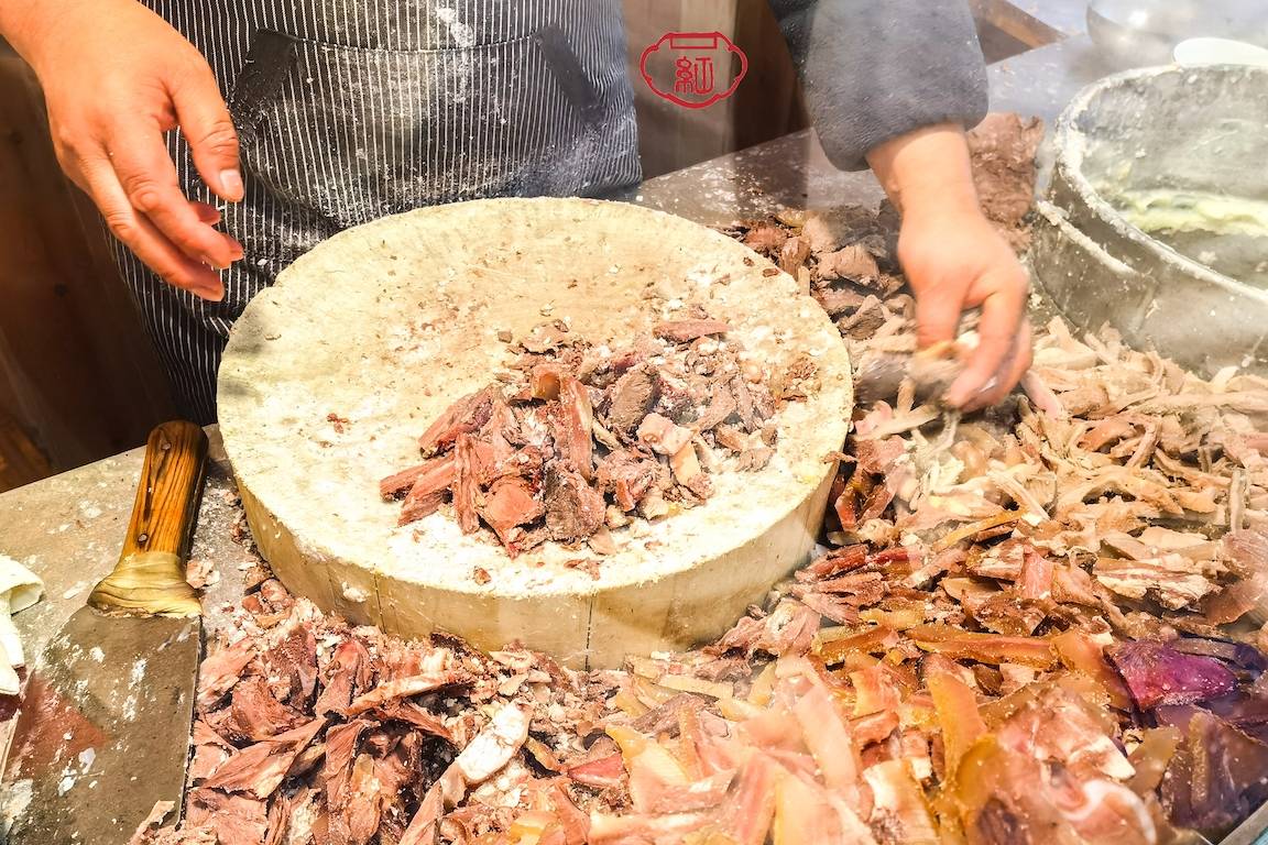 内脏|奇闻！青海人早餐爱吃牛内脏，凌晨4点半就去排队，20块钱一碗