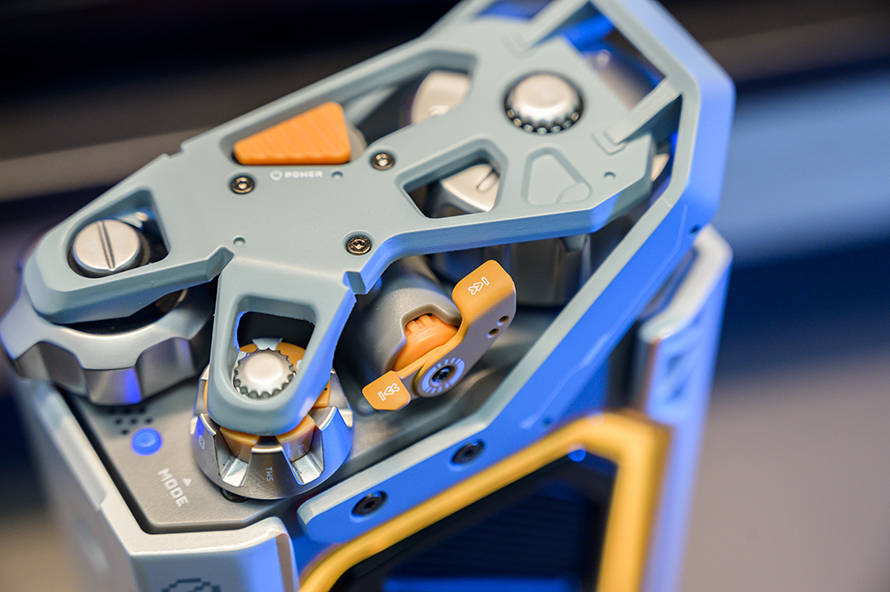 魅族白金独角兽赛博音箱评测：颜值出众 音质优秀