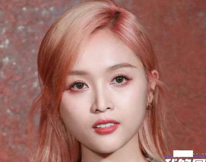 品牌 LV大秀红毯来了！热巴暴露发际线，周冬雨瘦过头，刘亦菲状态绝佳