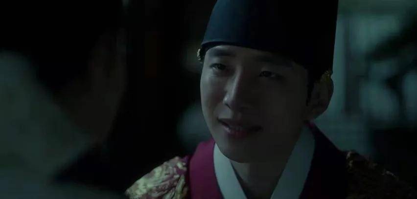 分析|《衣袖红镶边》隐喻分析:所有人的宿命,暗藏在前2集的细节中