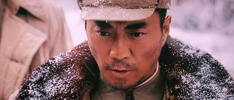 角色|《长津湖》看得人热血沸腾，除7大明星主演外，10位配角也很精彩