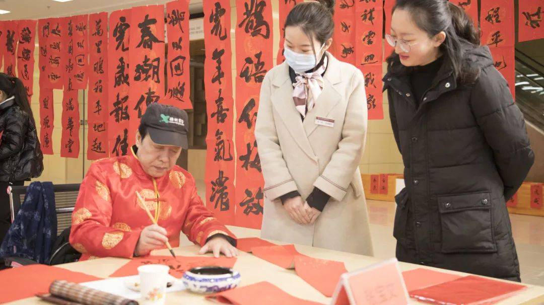 春联|宝鸡市文化和旅游局文旅惠民大礼包——义写春联送祝福活动成功举办！