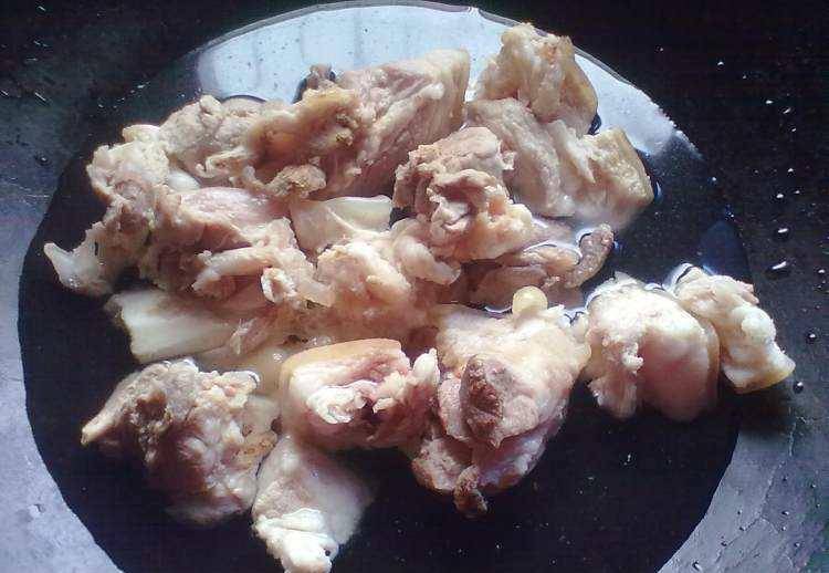 猪脚怎么去掉里面的腥味 0d334db21dba464eb90cfb9b9be1a965.jpeg