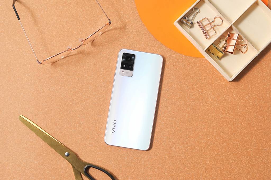 原创vivos9展现出色自拍实力原相机胜过多款美颜软件