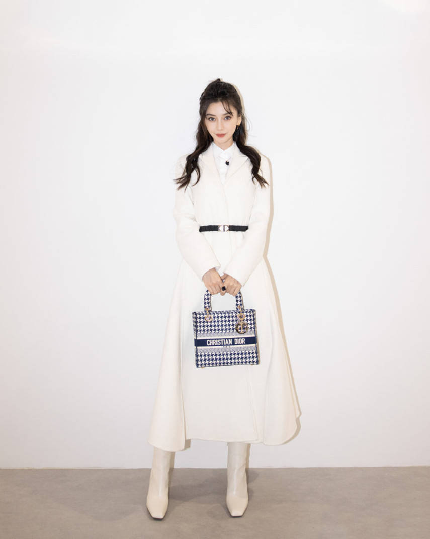 设计 杨颖遇到韩国裴秀智，演绎同一款时尚造型，精致优雅完胜随性俏皮