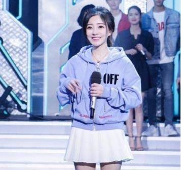 结局|“斗鱼一姐”冯提莫，30岁就这样写好了她的结局