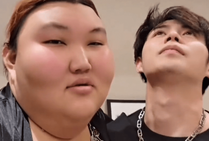 不管美女还是普通女孩,童锦程只要认真起来,没有拿不