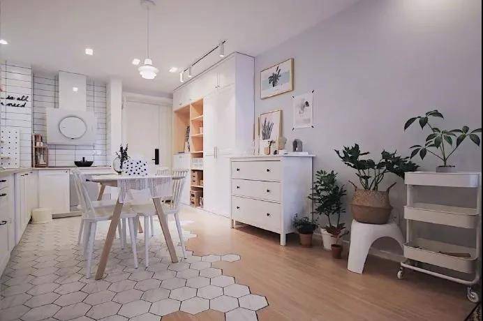 小房间怎么做隔墙 959fc5c03bc64b7d92176af8dff92c09.jpeg