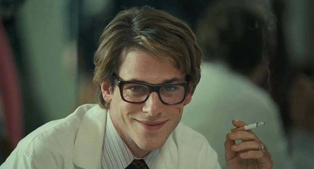 青年|法国第一美男意外身亡,连总统马克龙也为他哀悼