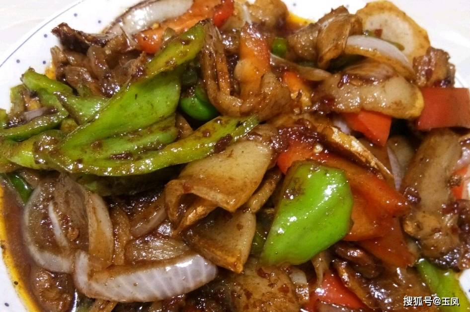 下锅|做回锅肉时，很多人省略了这一步，直接下锅，难怪肉不嫩还有腥味