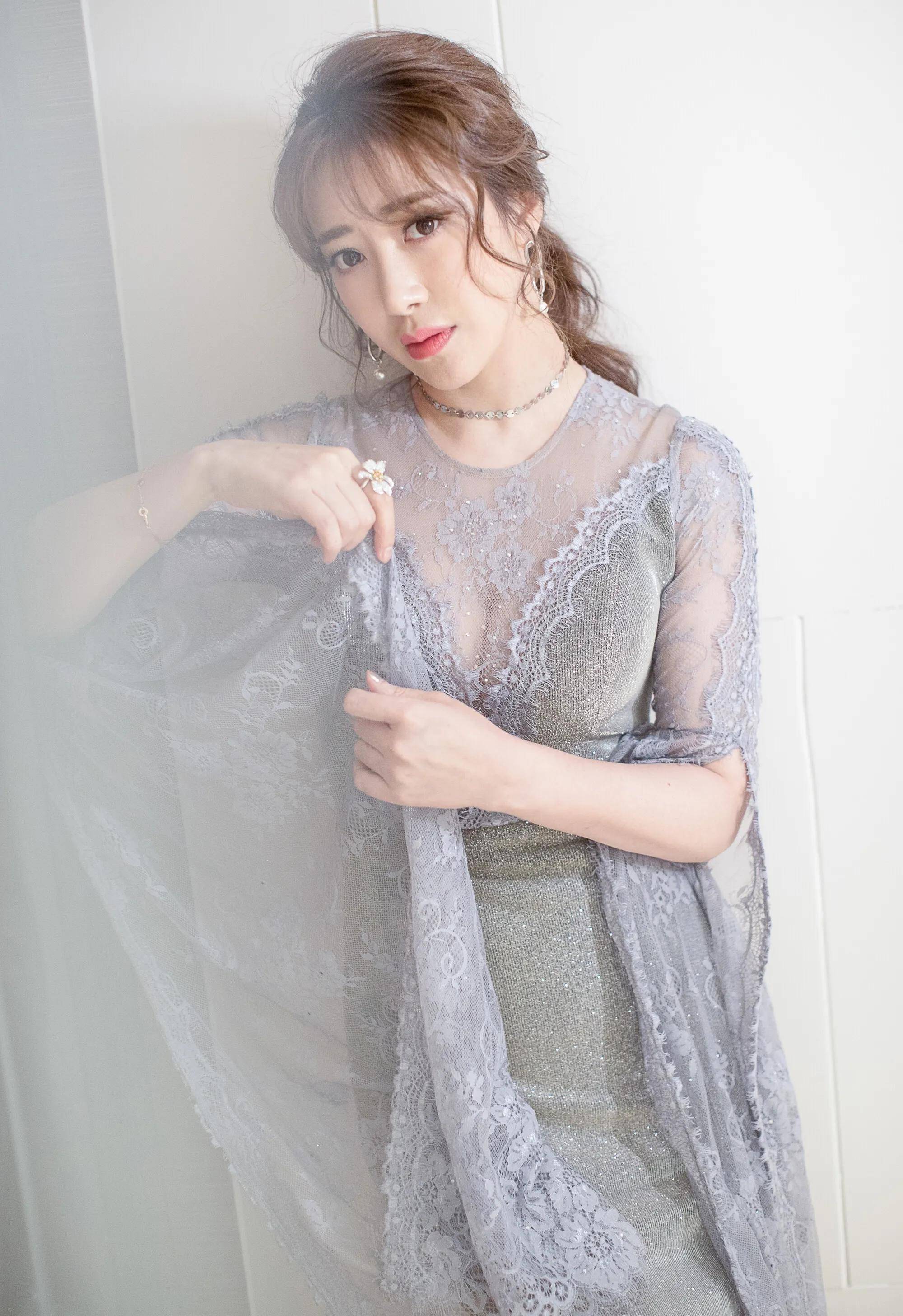 身材陈紫函高清美图，身材真棒
