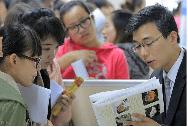 BOB全站上海人才储备公布招聘标准东北985均落选海外水硕不被认可(图5)