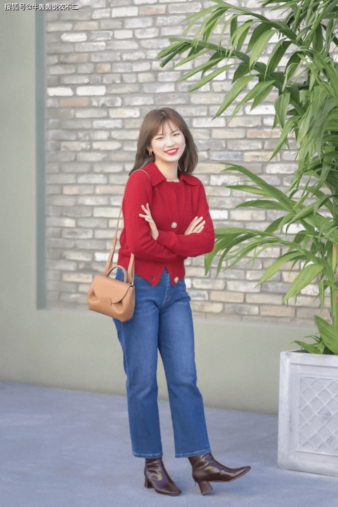 毛衣 解锁女生红色穿搭秘籍,新的一年都要红红火火