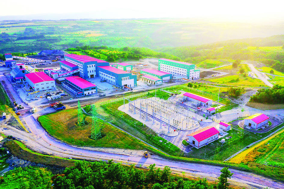 拥有重要矿业投资项目,包括国内的福建紫金山金铜矿,黑龙江多宝山铜矿