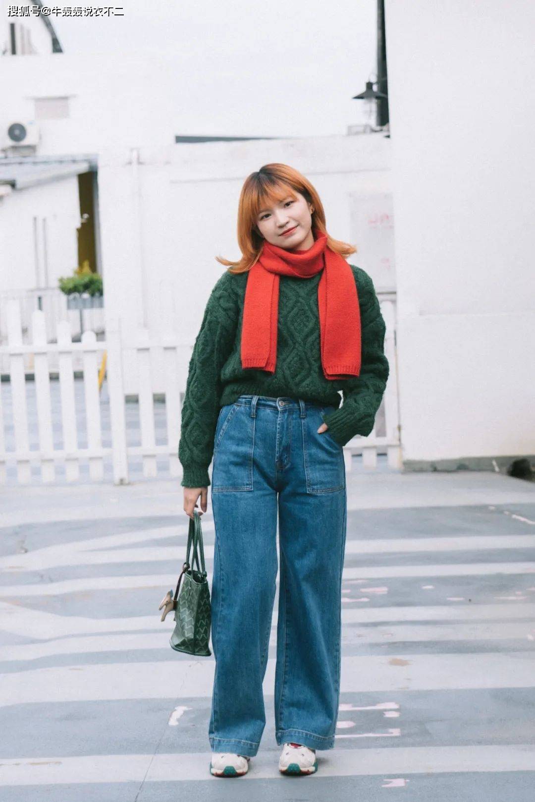 毛衣 解锁女生红色穿搭秘籍,新的一年都要红红火火