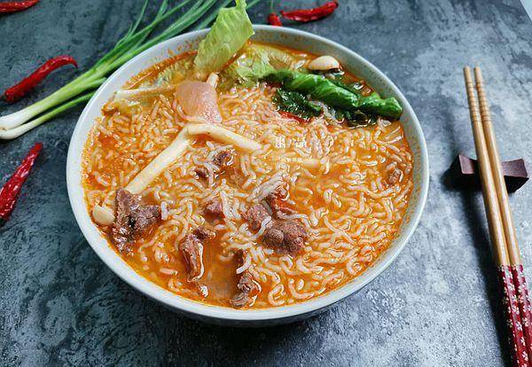 做法|这早餐，全家都爱吃，鲜美爽口，食材丰富，一碗下肚，幸福满满