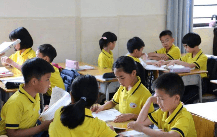 什么时候可以上小学 3b9d3f09ccab467d870c6177c5d3e8c9.png