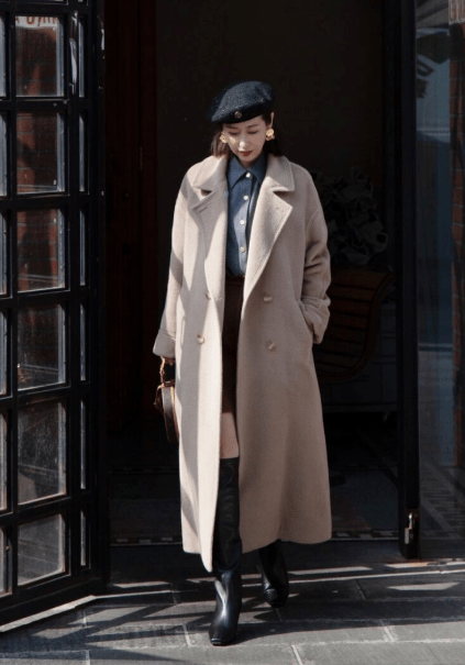 显得 穿来穿去,还是“大衣”时髦耐看,保暖舒适又高级,适合成熟女性