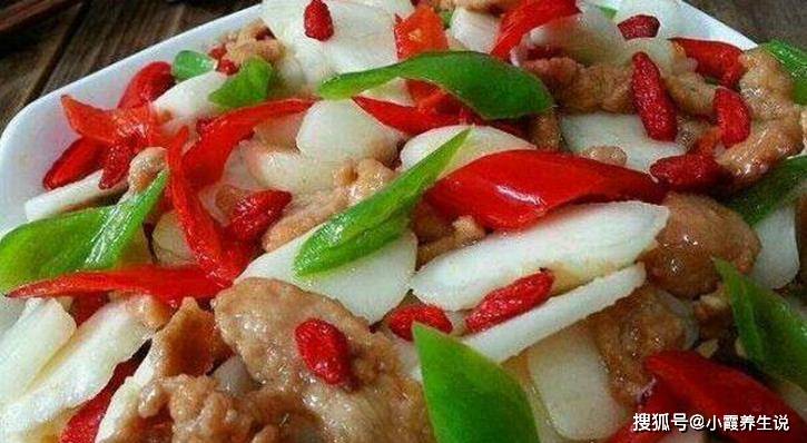 炒什么菜要放花椒大料 cd07d36cb9d34e8ca9424fa6a873306d.jpeg