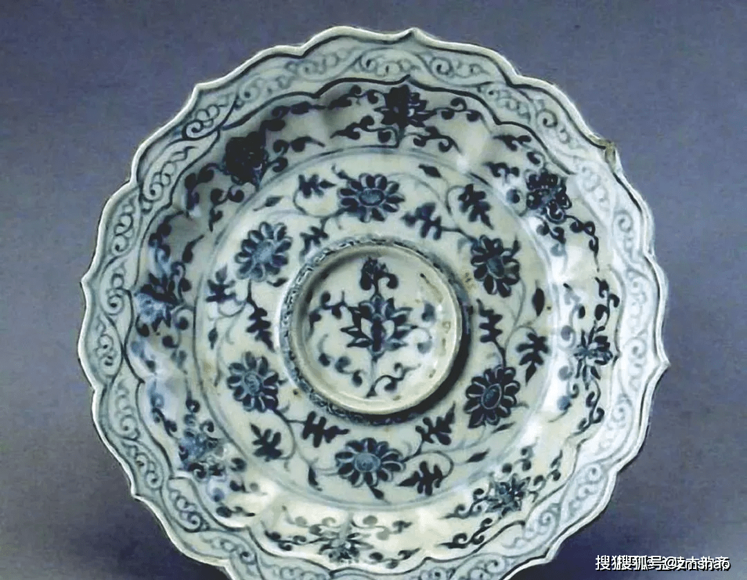 浅谈宋元明清瓷器上的菊花纹
