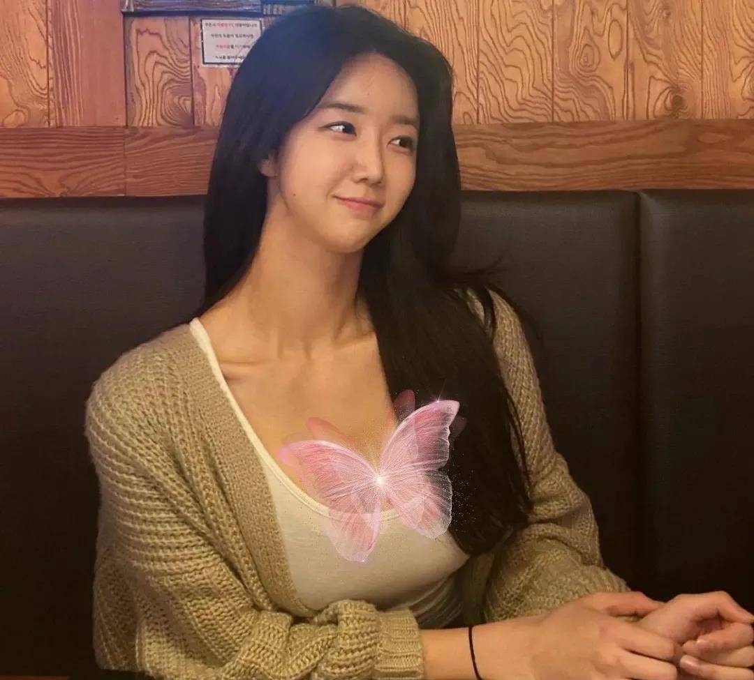 曲线175cm“大围度女私教”身材火辣堪比卡戴珊，网友：我要报课