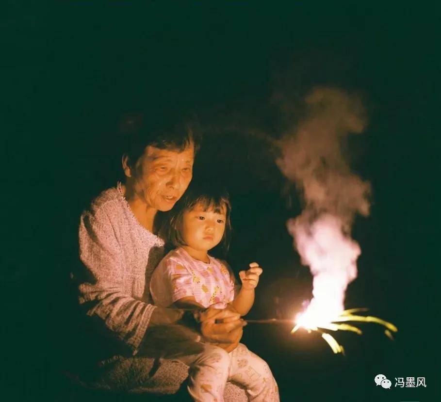 拍奶奶的一天 af8c88efa06b435dbd5c92a705b4208e.jpeg