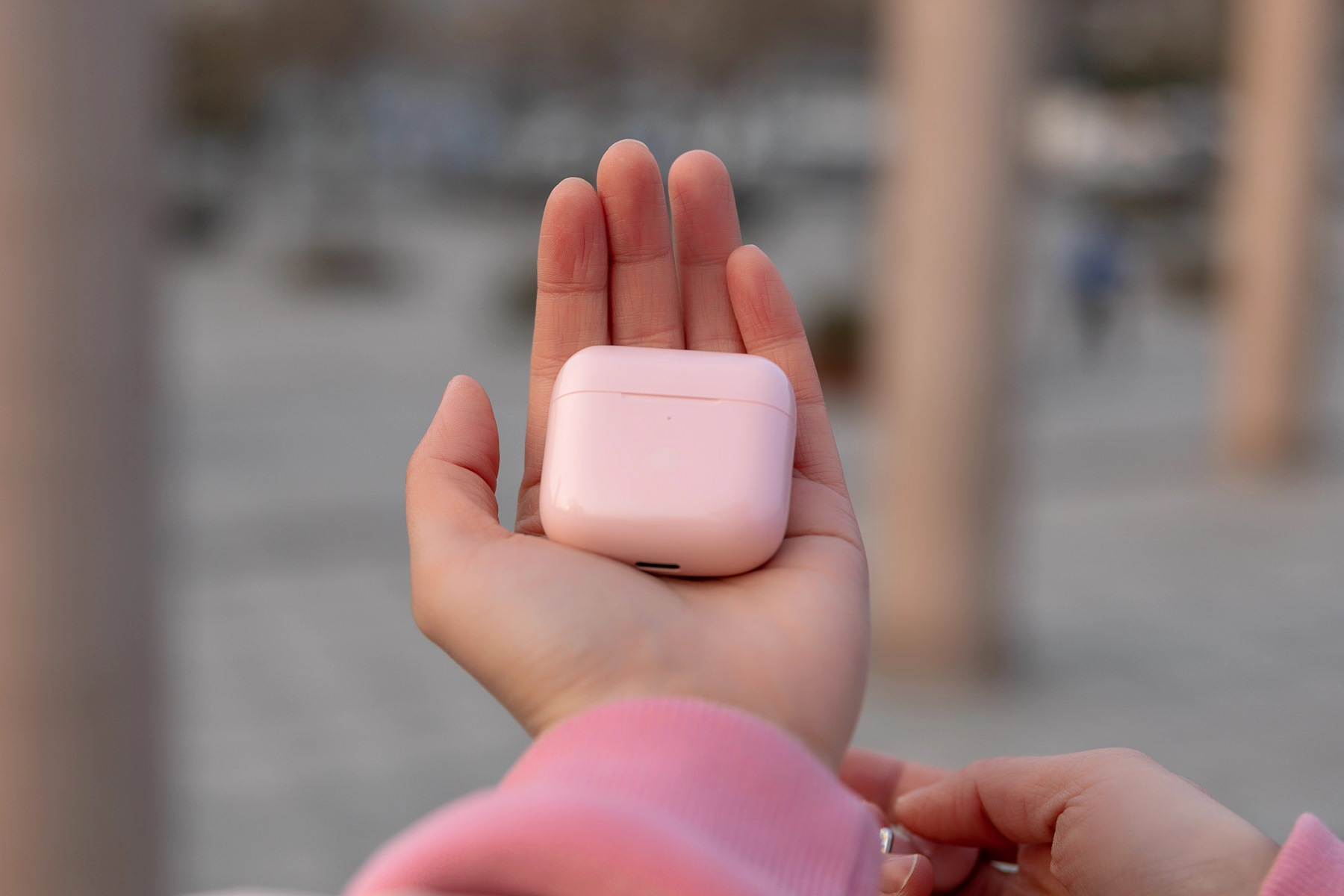 T2粉色无线耳机,黑色忍者极具童趣,哪怕休假在家也必不离身