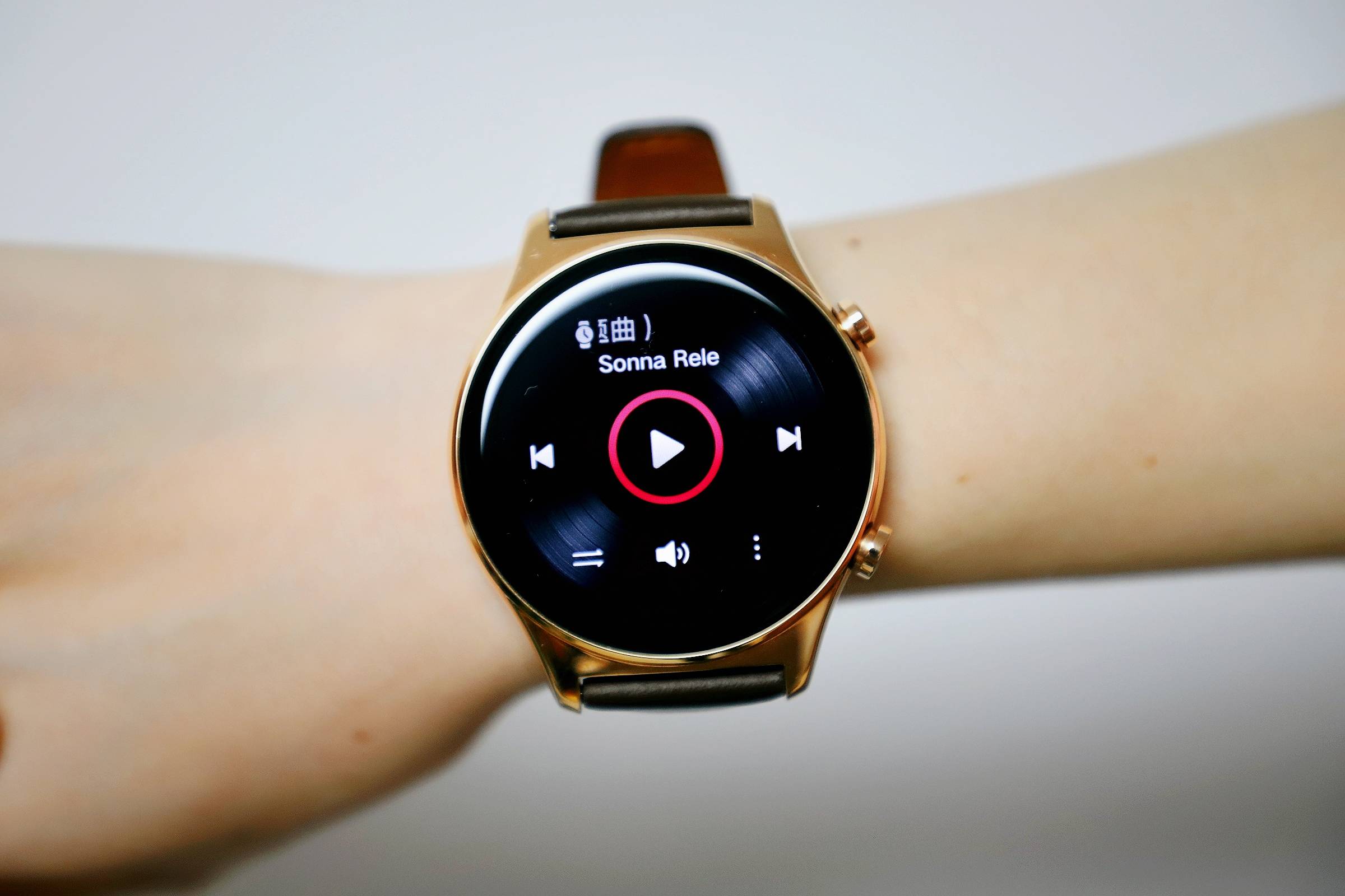 荣耀手表gs3体验国产智能运动手表的设计标杆性能强悍之作