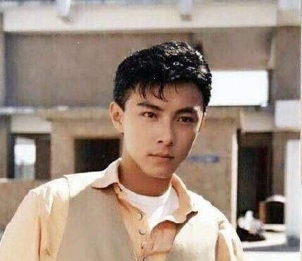 盛世美颜男星颜值 5ede41e55cda4df196bd776b79ea4469.jpeg