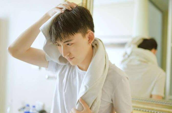 什么时候最紧张男生 92e2739e3e114a819e98da24352e9b18.jpeg