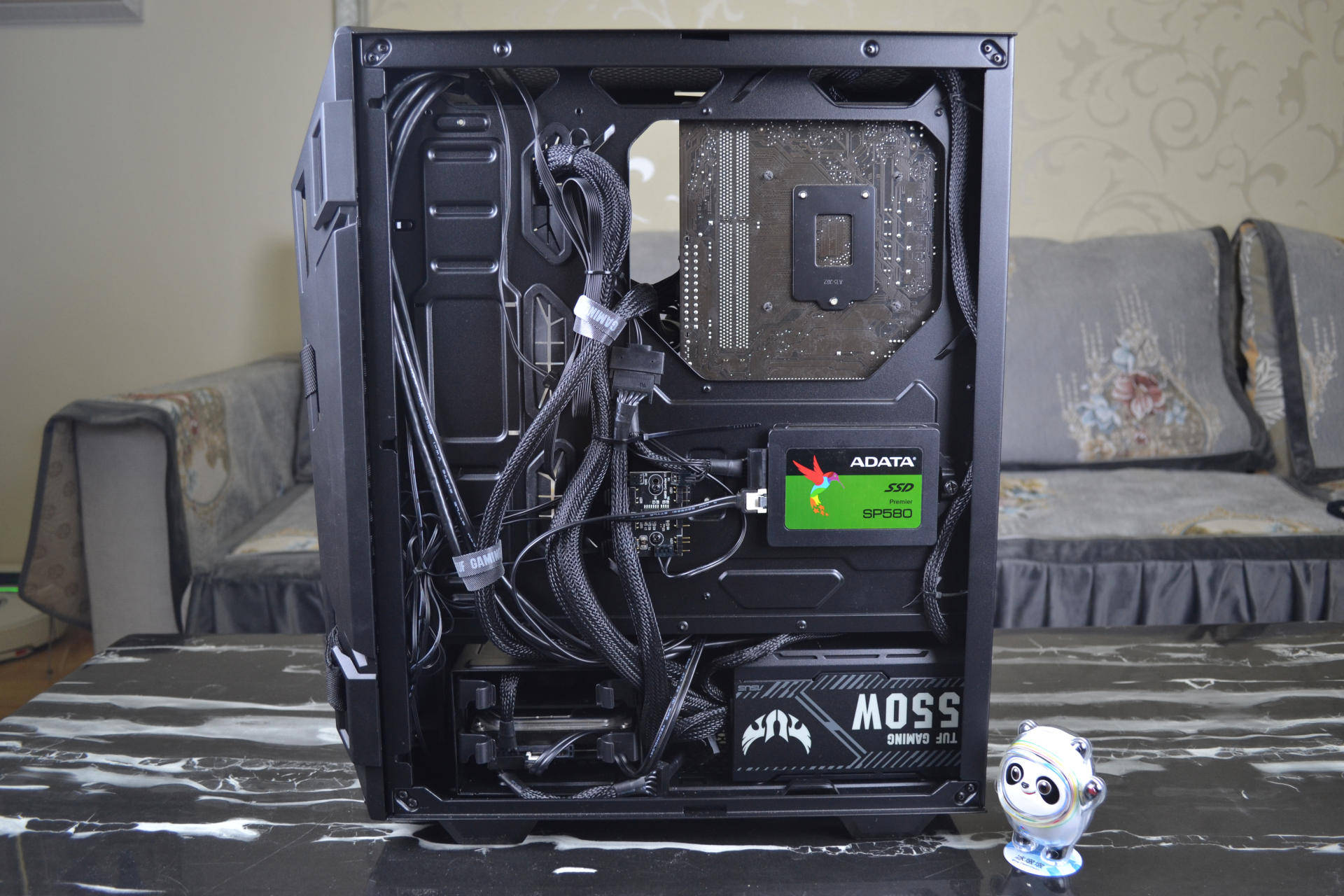 虎年桌面升级日记华硕asustufgt301火枪手中塔机箱