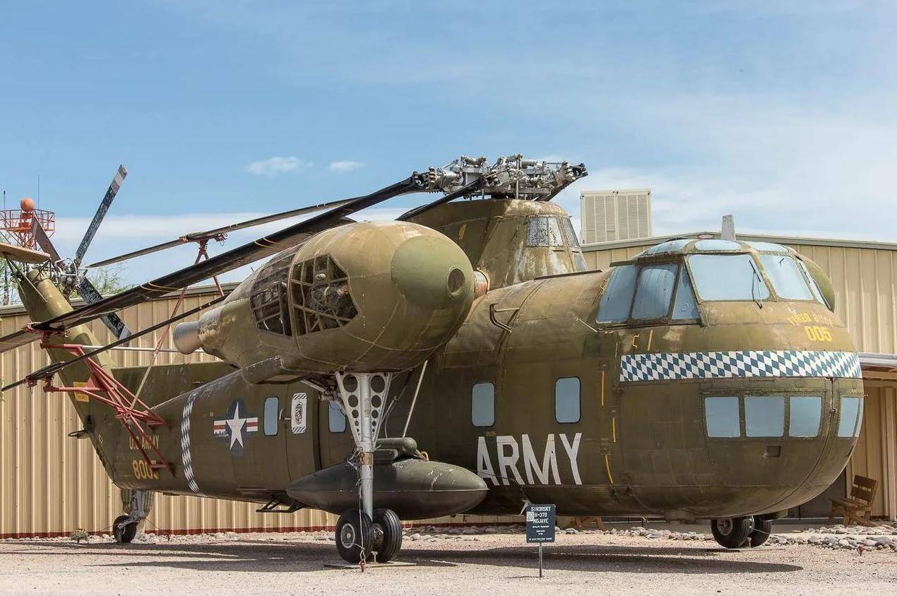 值得注意的是,美海军在后续发展中升级了ch-37直升机,推出了诸如hr2s