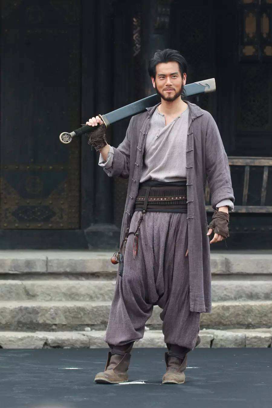 原创古代镖师走镖为何区区十几人却让胆大妄为的土匪不敢抢劫呢