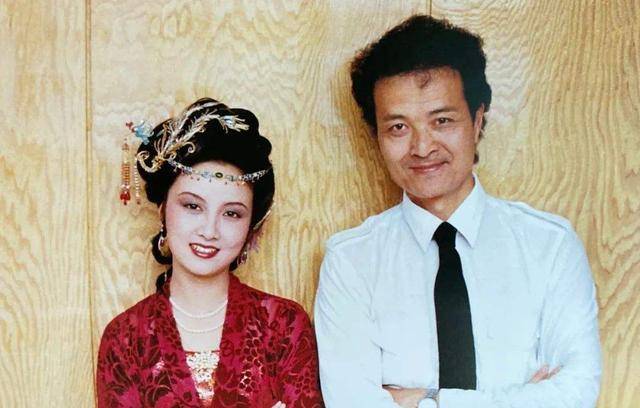 角色|87《红楼梦》杨树云的设计手稿，陈晓旭太像了，仿佛从画中走出来