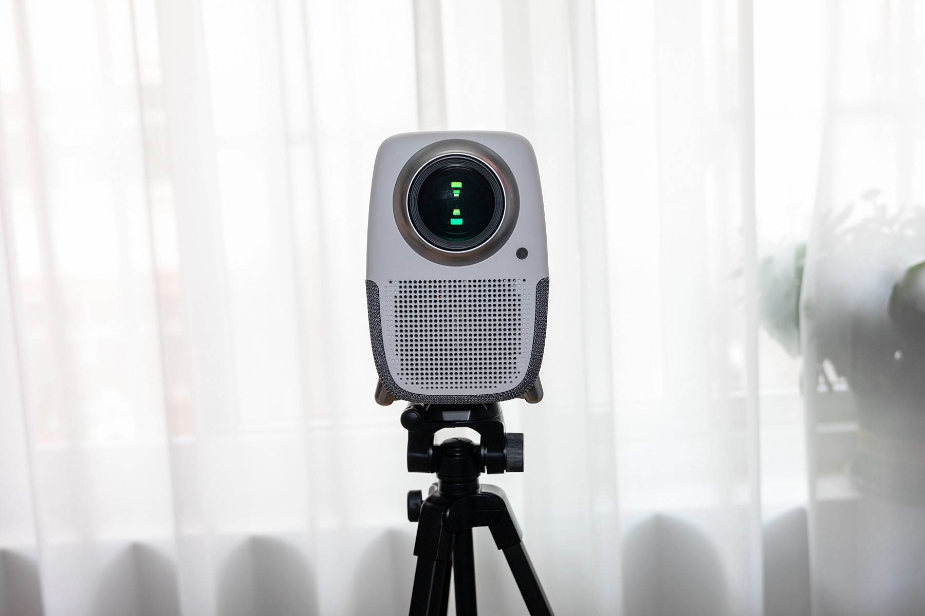 春节假期，把“电影院”搬回家，泰捷WEBOX T1S 投影仪全面评测