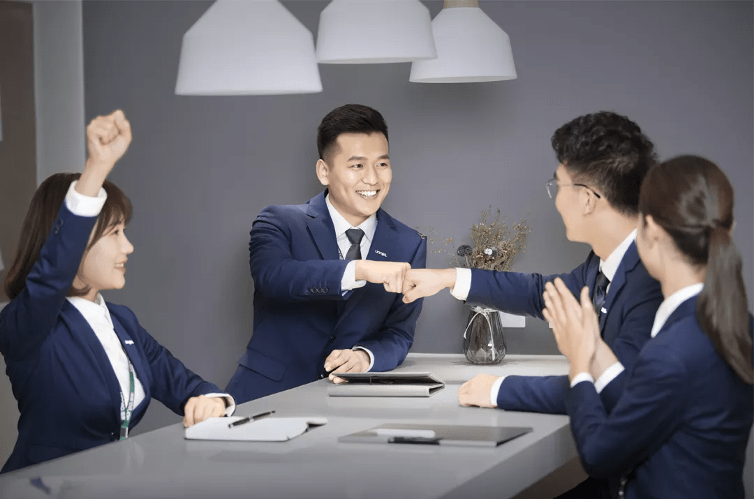 2021年,青岛链家全年9次入围集团"对客户好"奖项,5次全国第一,综合