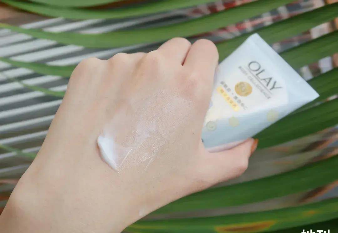 Olay42岁又复出的她，竟美出新高度