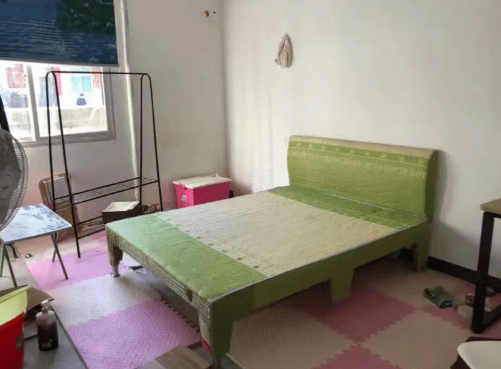 原创考上公务员单位还给配宿舍看看条件满不满意